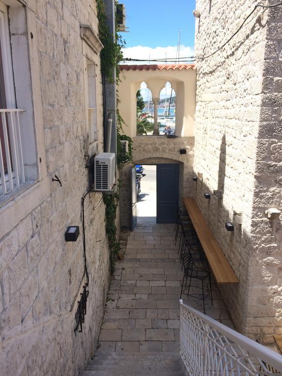 Bifora Heritage Hotel Trogir Exterior photo