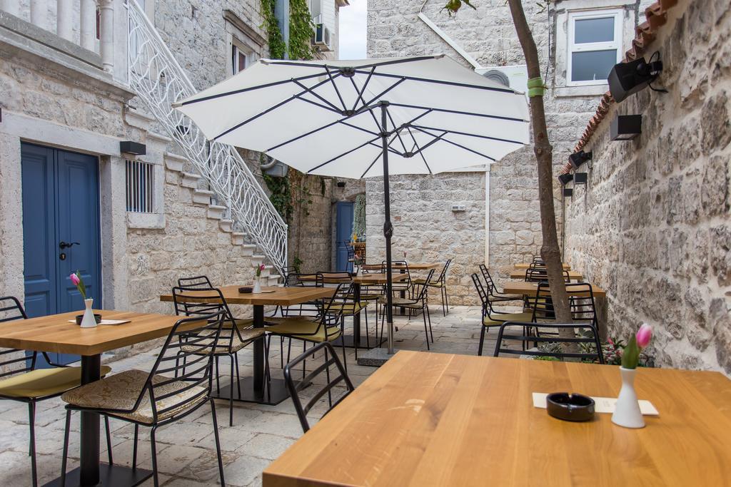 Bifora Heritage Hotel Trogir Exterior photo